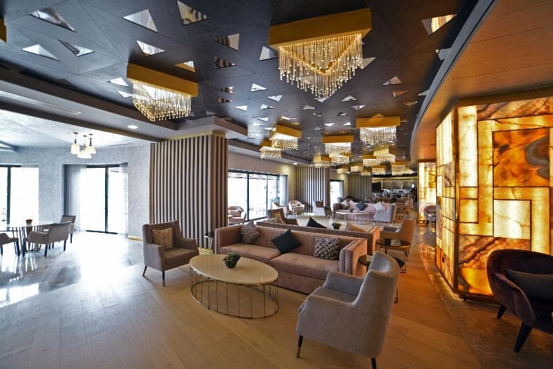 Royal Wings Hotel 4
