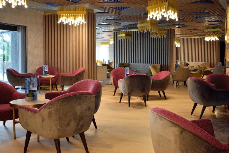 Royal Wings Hotel 5