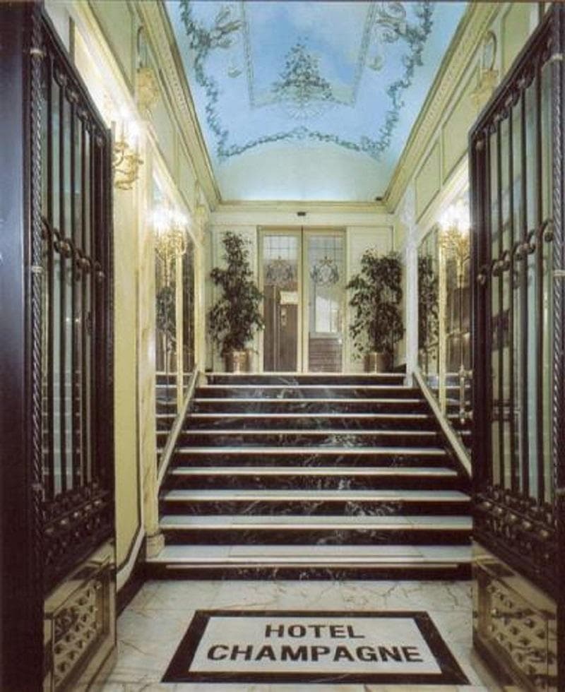 Hotel Champagne Palace 5