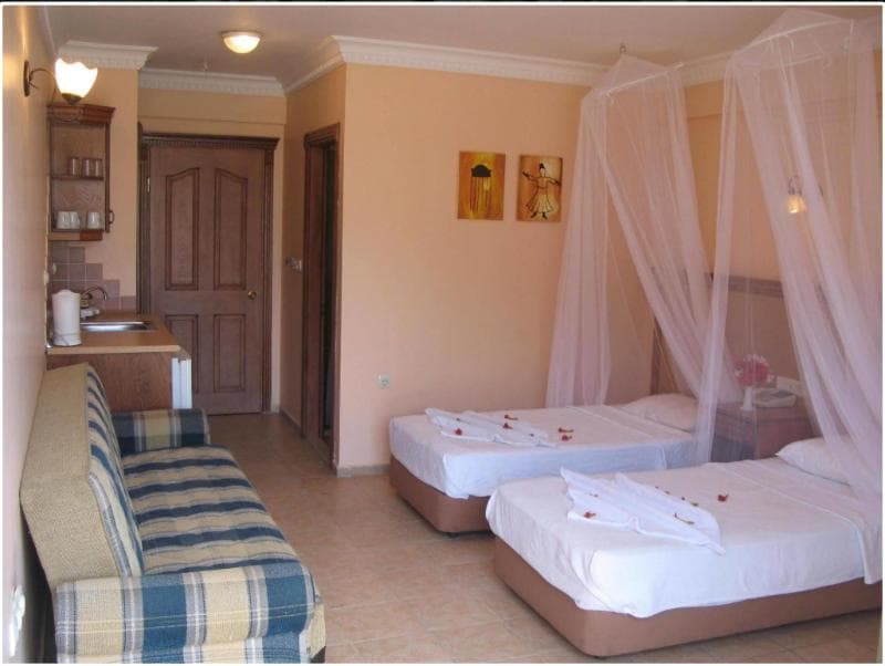Hotel Rosy Suites 5