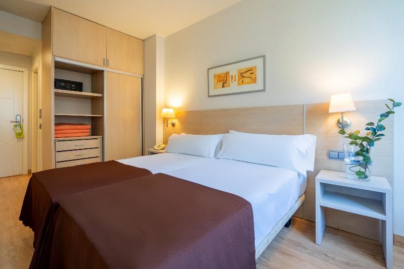 Hotel Glories photo 1