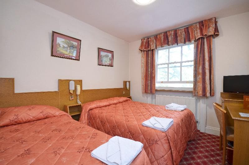 Alexandra Hotel photo 1