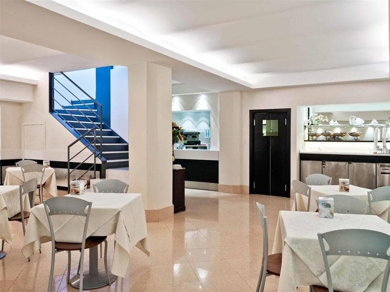 Ibis Styles Milano Centro 5