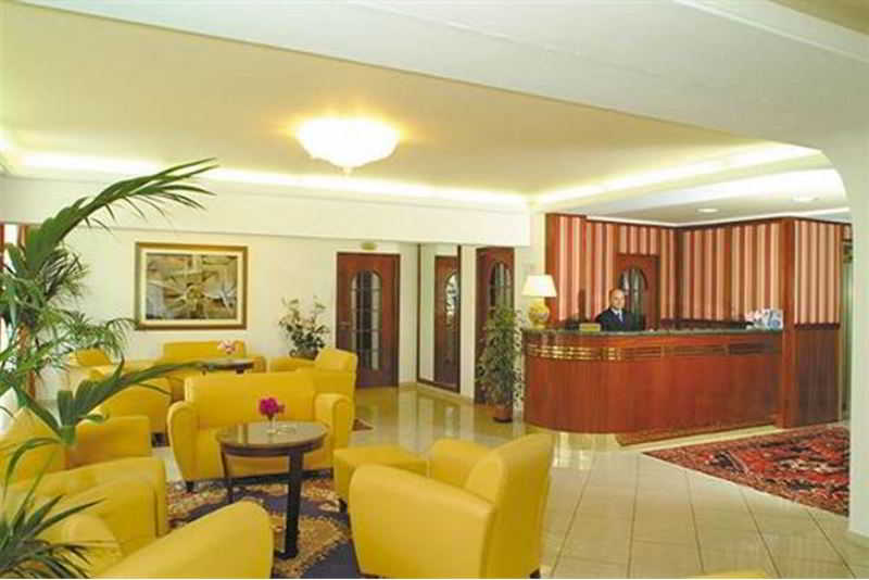 Wave Hotel 3