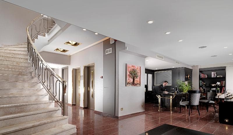 Holiday Suites Athens Hotel 4