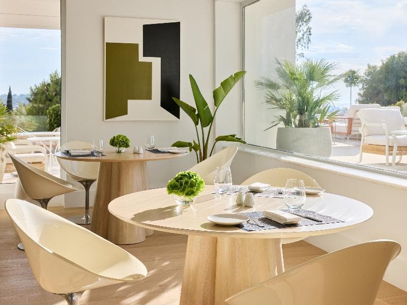 Vouliagmeni Suites 5