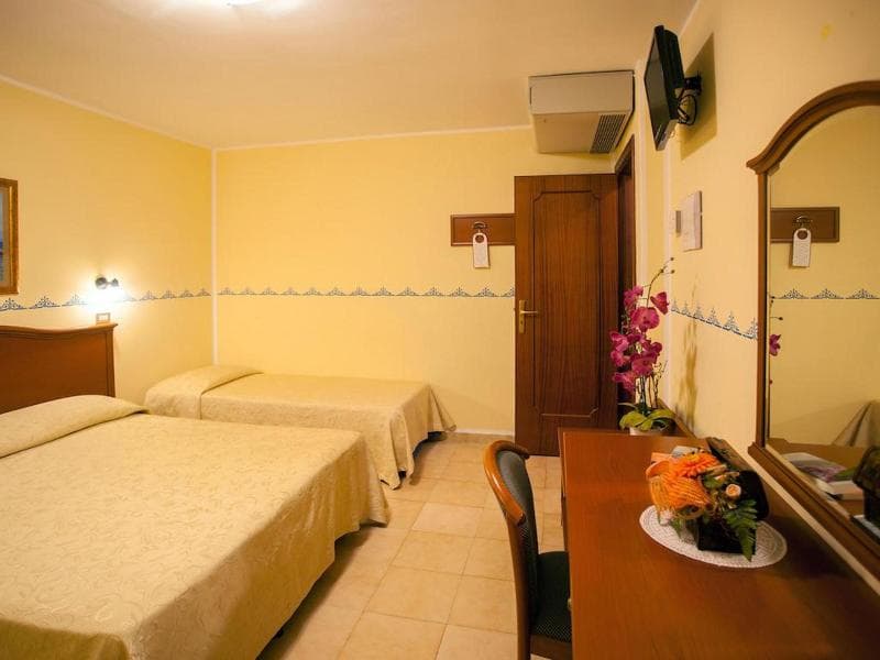 Amalfi 3