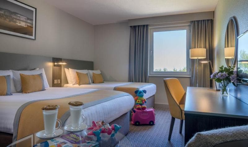 Maldron Hotel Belfast International Airport 5