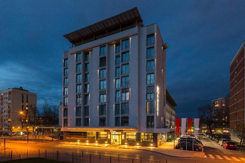 M Hotel 2