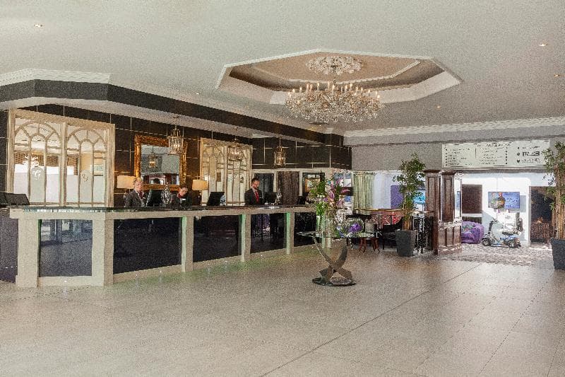 The Gleneagle Hotel & Apartments main