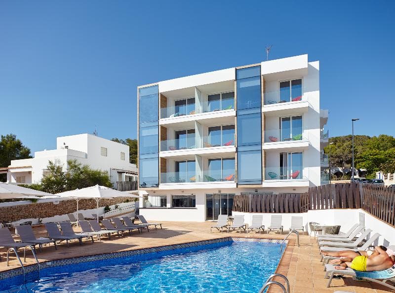 Sol Bahía Ibiza Suites 3