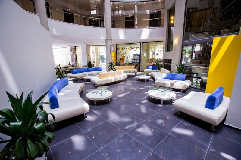 Hotel Meridian 2