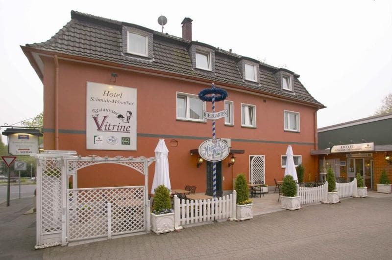 Schmidt-Mönnikes main