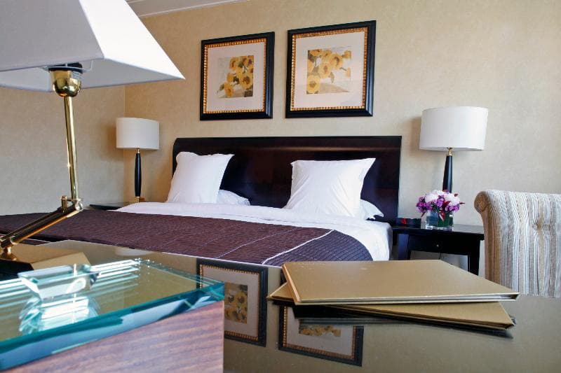 Warwick Paris 2