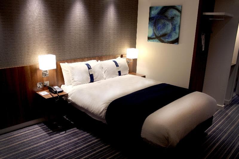 Holiday Inn Express Wakefield photo 1