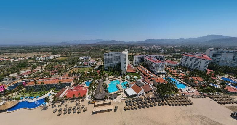 Park Royal Beach Ixtapa 2