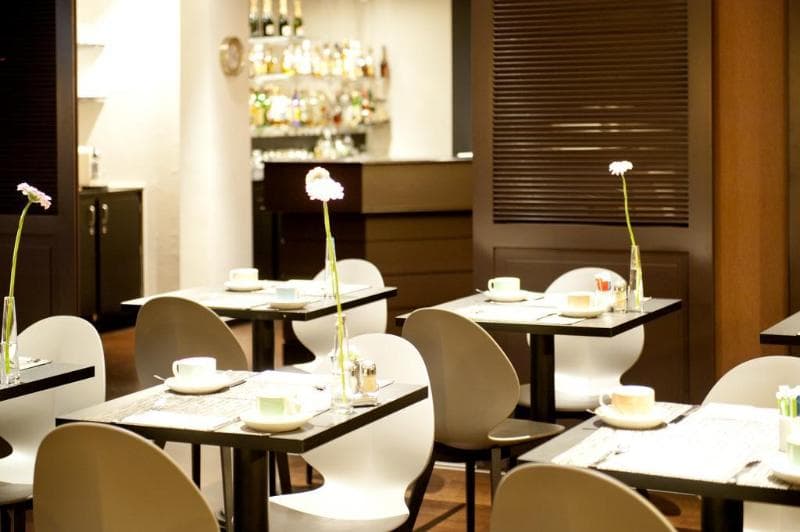 New Hotel Charlemagne 5