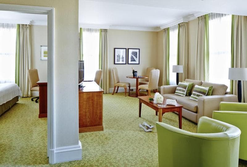 Birmingham Marriott Hotel 4
