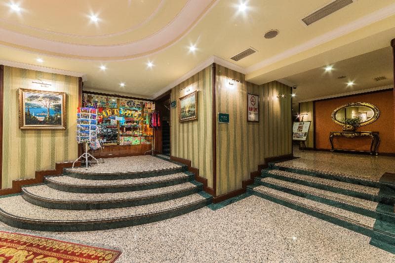 Grand Yavuz Hotel 5