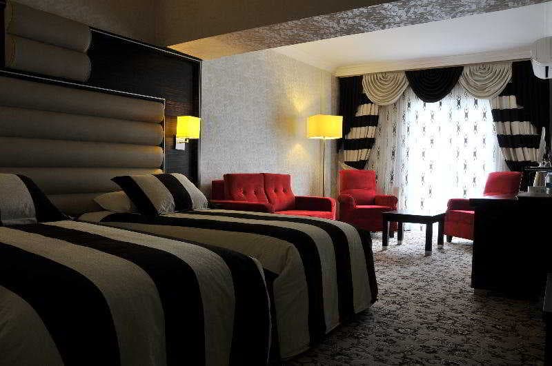 Turist Hotel 4