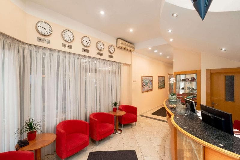 Ramada by Wyndham Prague City Centre 3