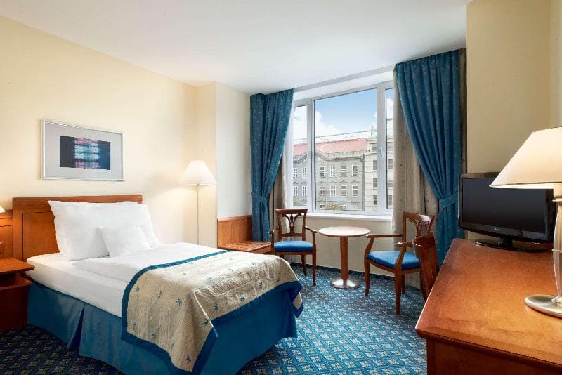 Ramada by Wyndham Prague City Centre 5
