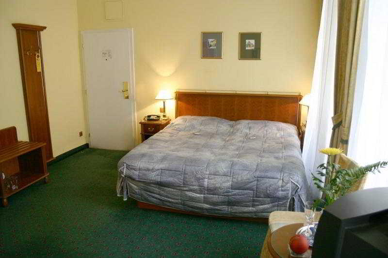 Hotel William Prague (Ex-EuroAgentur) 4