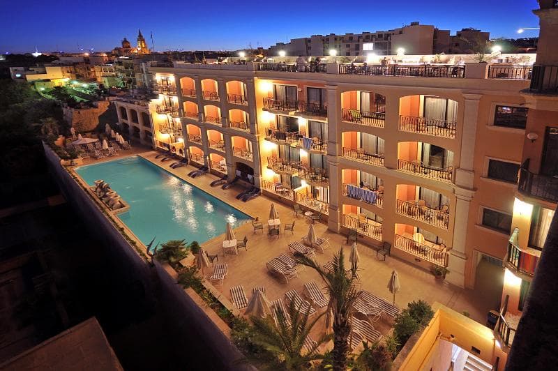 Grand Hotel Gozo 2
