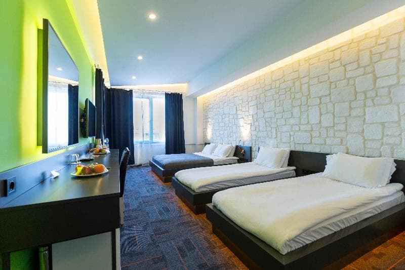 Mene City Hotel 5