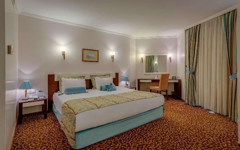 Best Western Plus Khan Hotel 3