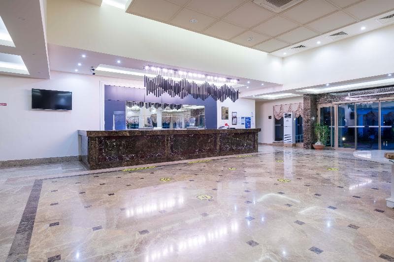 Euphoria Palm Beach Resort 5