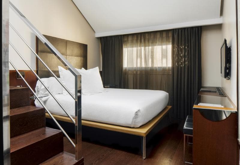Hotel Urban 5