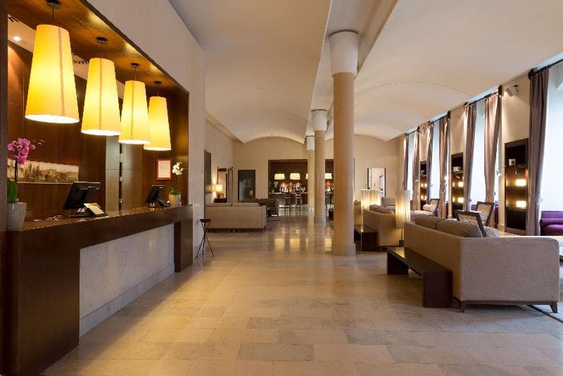Nh Collection Palacio De Burgos 5