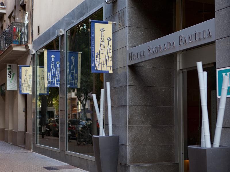 Hotel Sagrada Familia 5