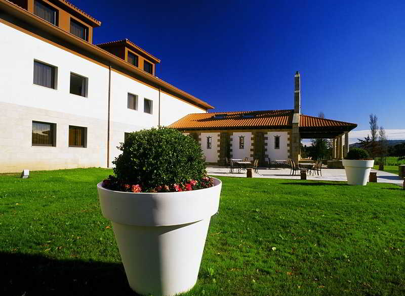 Oca Palacio De La Llorea Hotel & Spa 2