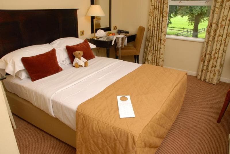 Hatherley Manor Hotel & Spa photo 1