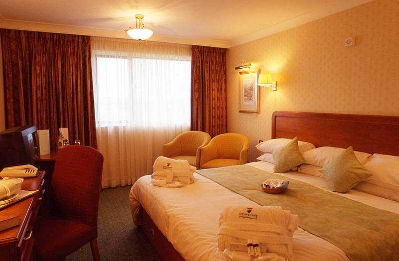 Riverside Lodge Hotel 4