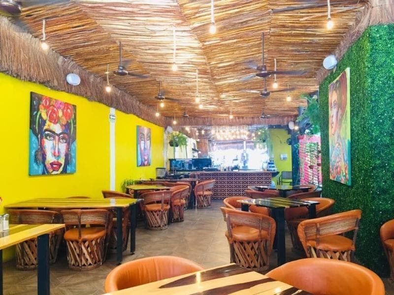 Casa De Las Flores 2