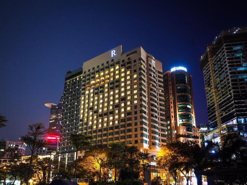 Renaissance Riverside Hotel Saigon 4