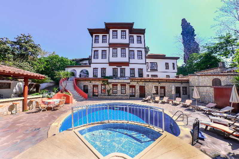 Argos Hotel 3