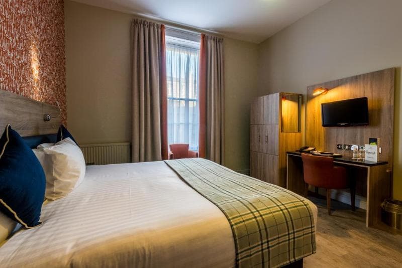 Cairn Hotel 2