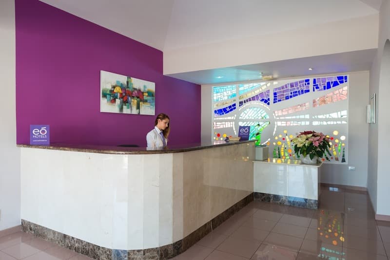 Suite Hotel Jardin Dorado 3