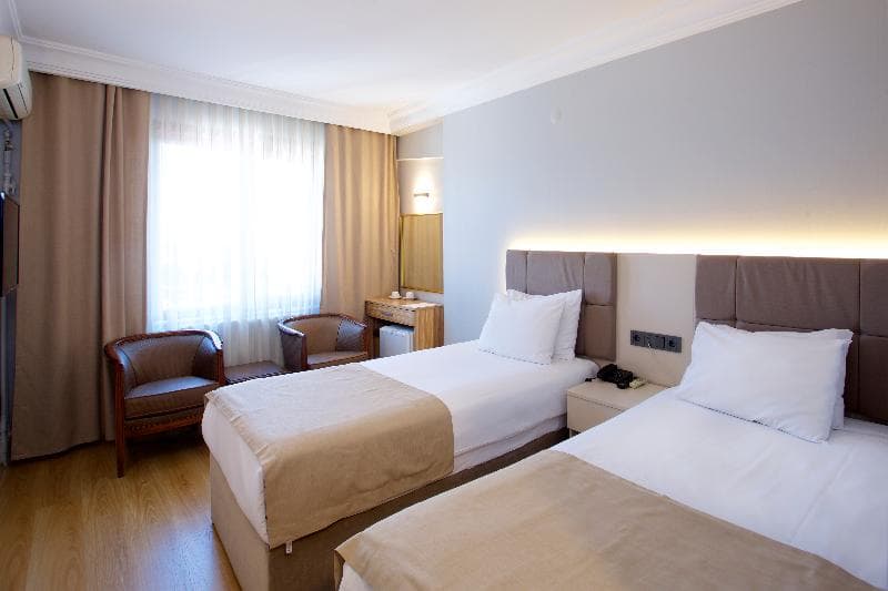 Grand Ant Hotel 5