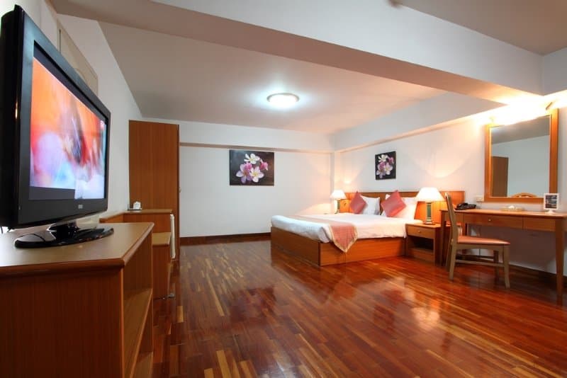 Samran Place 5
