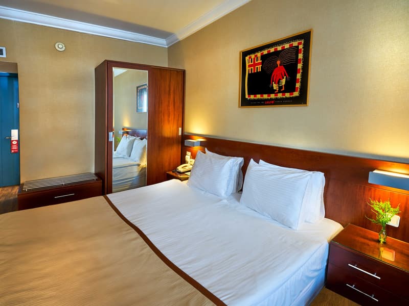 Feronya Hotel 4