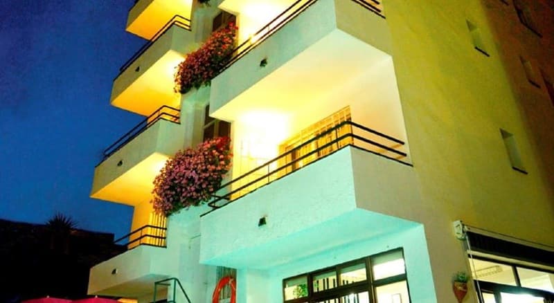 Hostal Magnolia 3