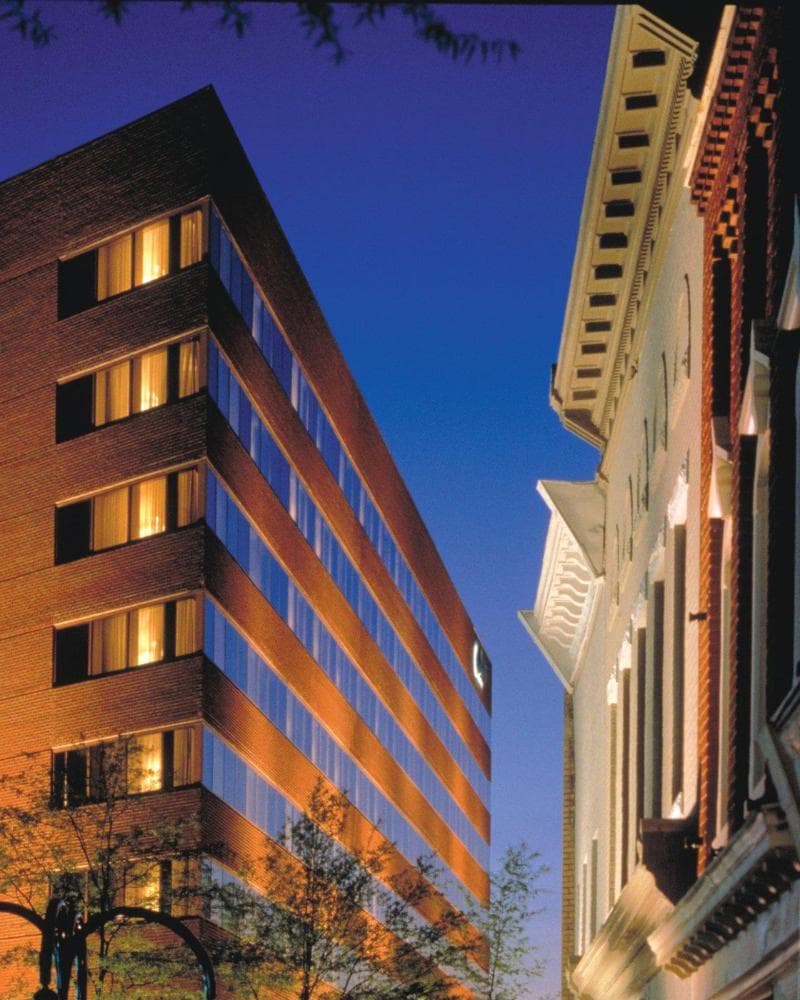 Omni Charlottesville 5