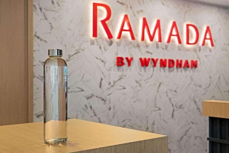 Ramada by Wyndham Valencia Almussafes 3