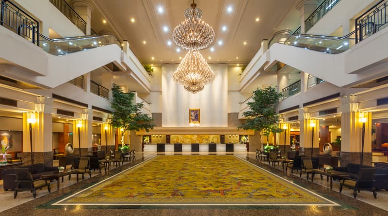 The Twin Towers Hotel 5