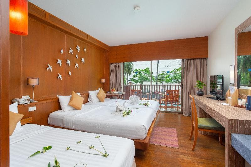 Seaview Patong Hotel 3